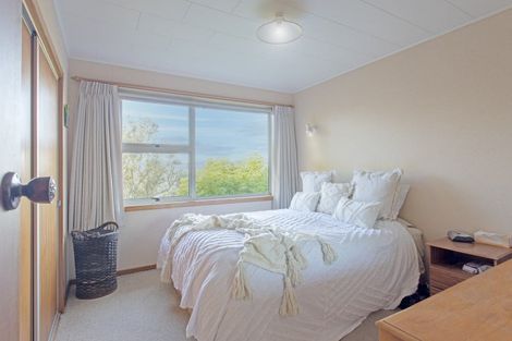 Photo of property in 6 Domain Road, Waipawa, 4210