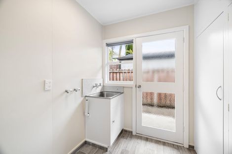 Photo of property in 27 Tuirau Place, Ilam, Christchurch, 8041