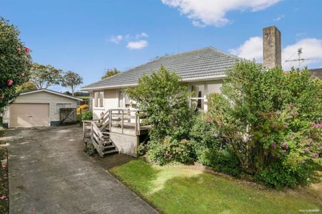 Photo of property in 83 Kervil Avenue, Te Atatu Peninsula, Auckland, 0610