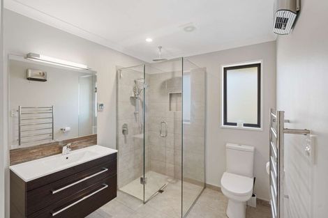 Photo of property in 2 Sincock Place, Kaiapoi, 7630