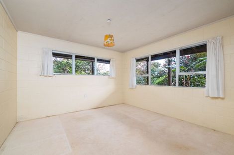 Photo of property in 18 Brind Road, Russell, 0202