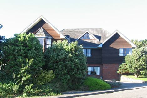 Photo of property in 3 Ronald Woolf Place, Churton Park, Wellington, 6037