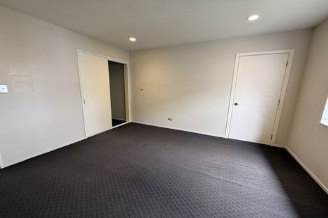 Photo of property in 18 Harrowglen Drive, Northcross, Auckland, 0632
