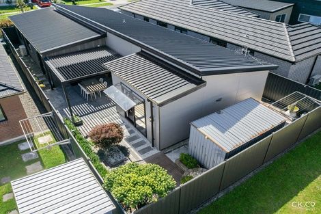Photo of property in 15 Te Kaeaea Crescent, Wallaceville, Upper Hutt, 5018