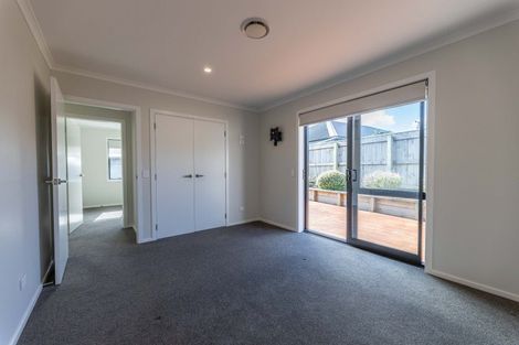 Photo of property in 6 Corsica Court, Fitzherbert, Palmerston North, 4410