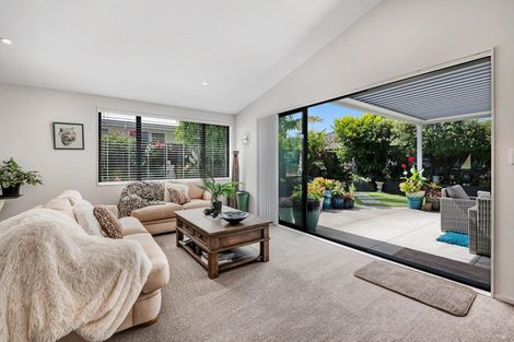 Photo of property in 6 Trevally Place, Snells Beach, 0920