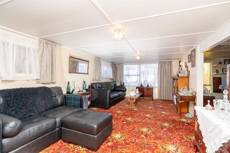 Photo of property in 52 Mears Road, St Andrews, Hamilton, 3200