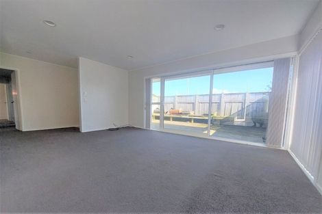 Photo of property in 22 Walworth Avenue, Pakuranga Heights, Auckland, 2010