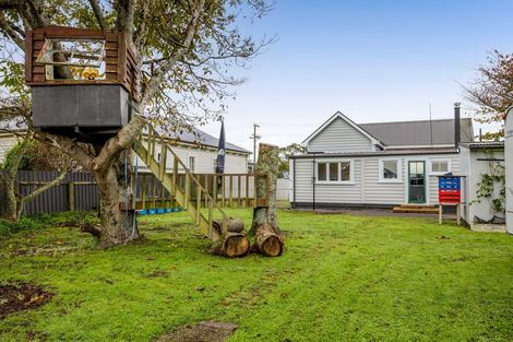 Photo of property in 20 Bath Street, Eltham, 4322
