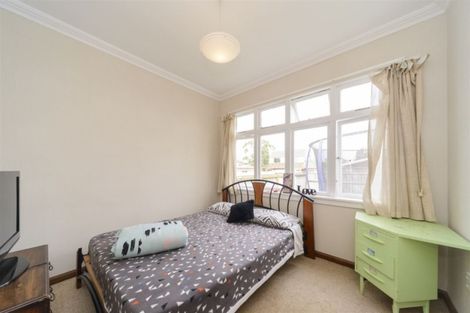 Photo of property in 77 Hillcrest Drive, Kelvin Grove, Palmerston North, 4414