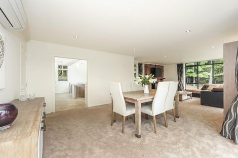 Photo of property in 14 Kopiko Road, Titirangi, Auckland, 0604