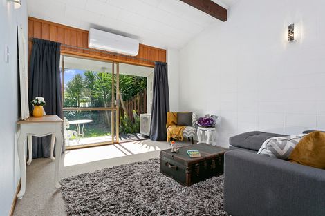 Photo of property in 80 Princes Street, Cambridge, 3434