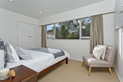Photo of property in 1/55 Sylvia Road, Hillcrest, Auckland, 0627