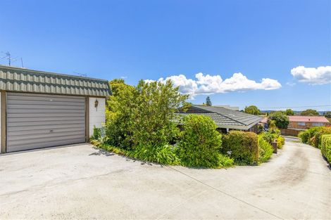Photo of property in 101 Colwill Road, Massey, Auckland, 0614