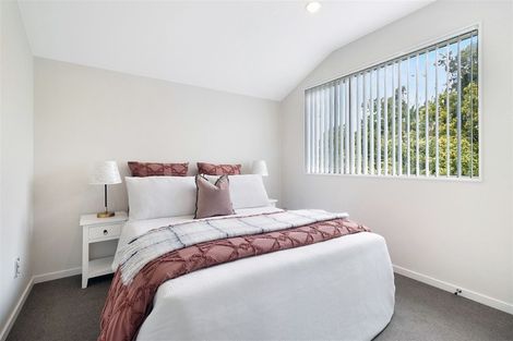 Photo of property in 30a Seaview Road, Glenfield, Auckland, 0629