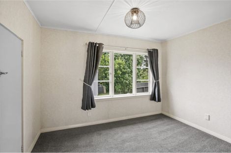 Photo of property in 280 Huatoki Street, Upper Vogeltown, New Plymouth, 4310