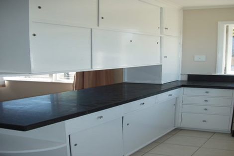 Photo of property in 73 Mills Road, Brooklyn, Wellington, 6021