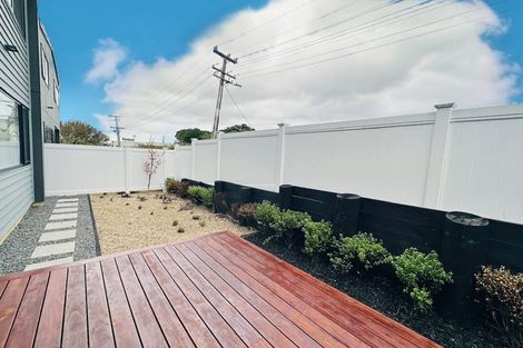 Photo of property in 8d Ringwood Street, Torbay, Auckland, 0630
