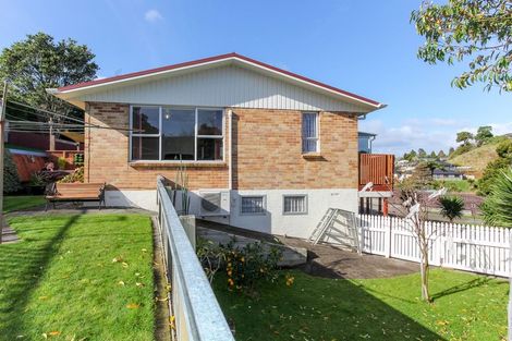 Photo of property in 13a Oawai Place, Marfell, New Plymouth, 4310