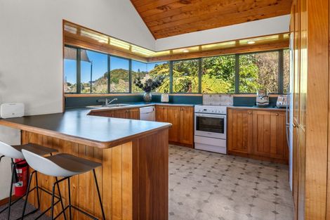 Photo of property in 240 Spencer Road, Lake Tarawera, Rotorua, 3076
