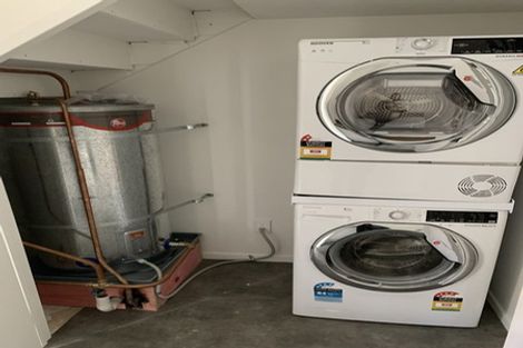 Photo of property in 11u4 Edgecumbe Street, Whitiora, Hamilton, 3200