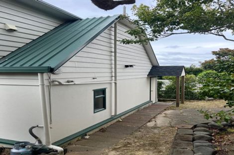 Photo of property in 2/175 East Coast Road, Castor Bay, Auckland, 0620