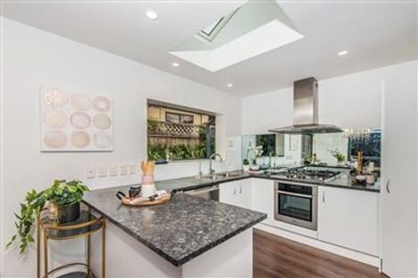 Photo of property in 3 Ring Lane, Paparangi, Wellington, 6037