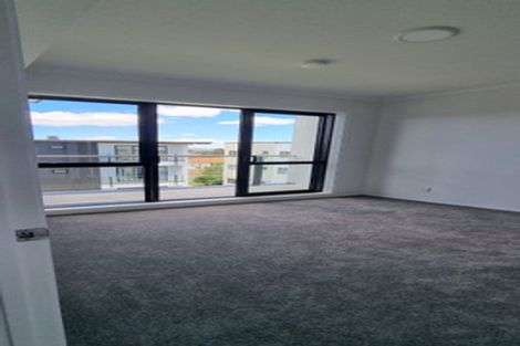 Photo of property in 23/11 Carlos Drive, Flat Bush, Auckland, 2016