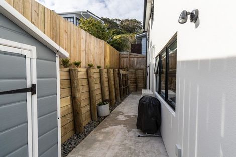 Photo of property in 49 Mercury Way, Whitby, Porirua, 5024