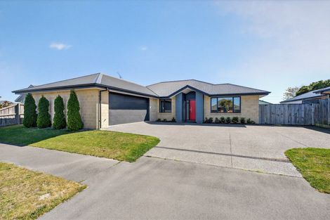 Photo of property in 7 Cressy Place, Darfield, 7510