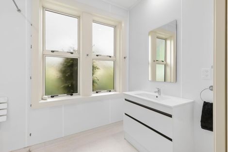 Photo of property in 64 Burwood Road, Matamata, 3400