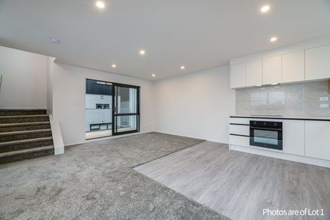 Photo of property in 1/17 Kingdale Road, Henderson, Auckland, 0610