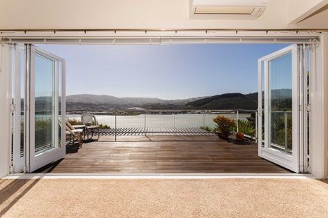Photo of property in 93 Doon Street, Vauxhall, Dunedin, 9013