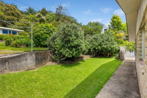 Photo of property in 13 Milton Terrace, Picton, 7220