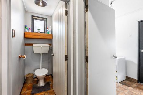 Photo of property in 46 Fitzroy Road, Fitzroy, New Plymouth, 4312