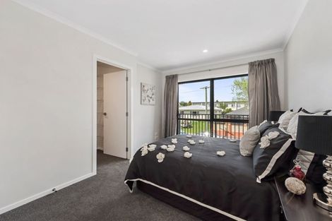 Photo of property in 13u2 Jones Crescent, Melville, Hamilton, 3206