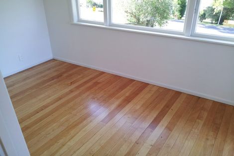 Photo of property in 67 Eskdale Road, Birkdale, Auckland, 0626