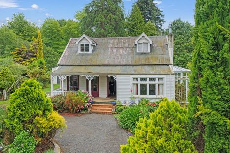 Photo of property in 2 Rose Street, Waipawa, 4210