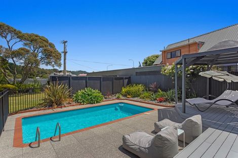 Photo of property in 255 Pohutukawa Avenue, Ohope, 3121