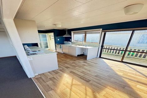 Photo of property in 66 Lavery Place, Sunnynook, Auckland, 0632