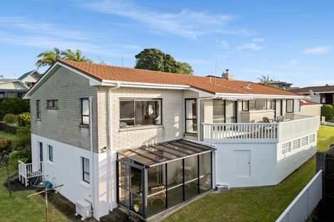Photo of property in 55 Hillcrest Road, Otumoetai, Tauranga, 3110