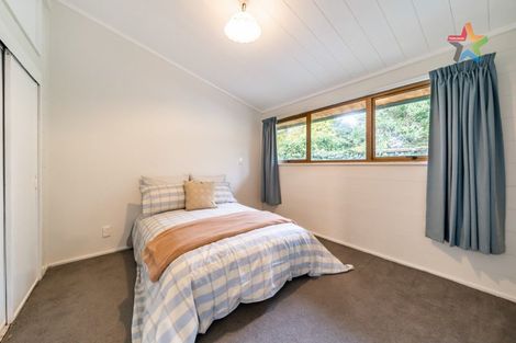 Photo of property in 106 Cambridge Terrace, Fairfield, Lower Hutt, 5011