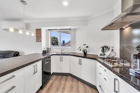 Photo of property in 11 Goldie Place, Rolleston, 7614