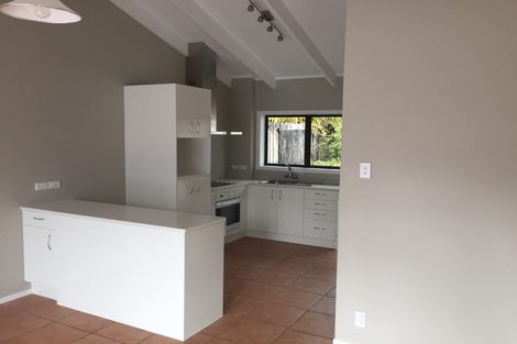 Photo of property in 1/77 Konini Road, Titirangi, Auckland, 0604
