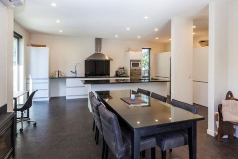 Photo of property in 1 Medbury Terrace, Fendalton, Christchurch, 8041