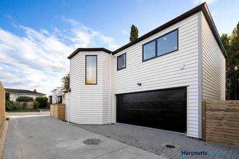Photo of property in 8b Deuxberry Avenue, Northcote, Auckland, 0627