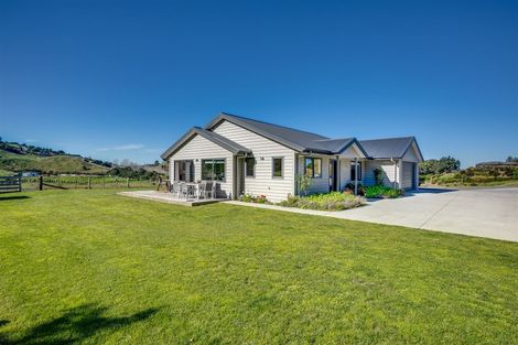 Photo of property in 94 Avery Road, Eskdale, Napier, 4182