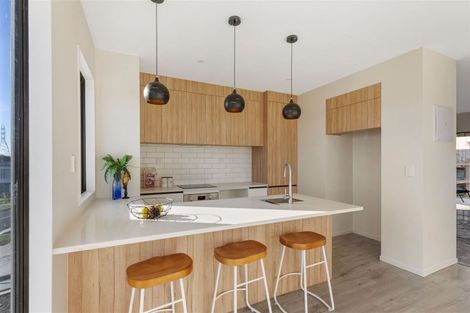 Photo of property in 15 Impatiens Lane, Massey, Auckland, 0614