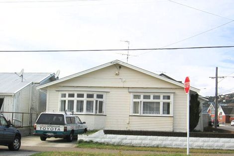 Photo of property in 72 Kauri Street, Miramar, Wellington, 6022