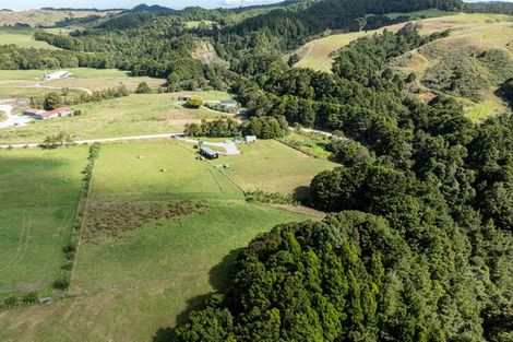 Photo of property in Gorge Road, Maungaturoto, 0588